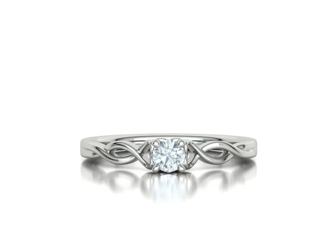Heart Design Solitaire Ring in Sterling Silver 925