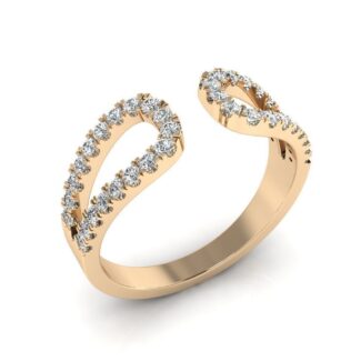 Elegant split silver ring with a unique design and sparkling finish.