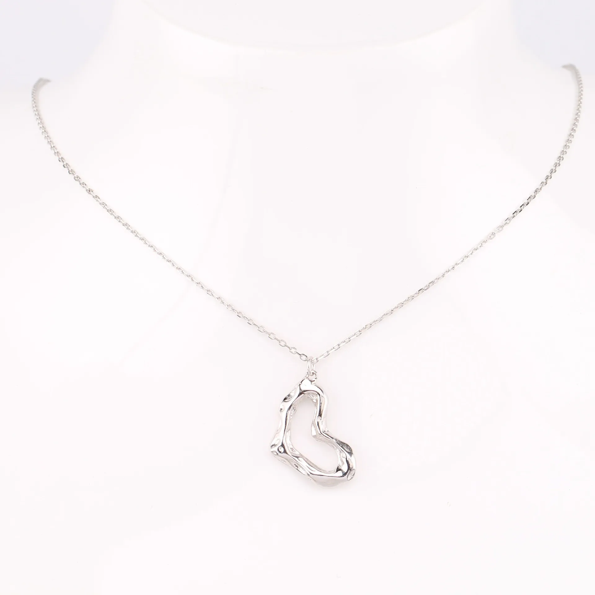 Wholesale 925 sterling silver - Sculpted Love