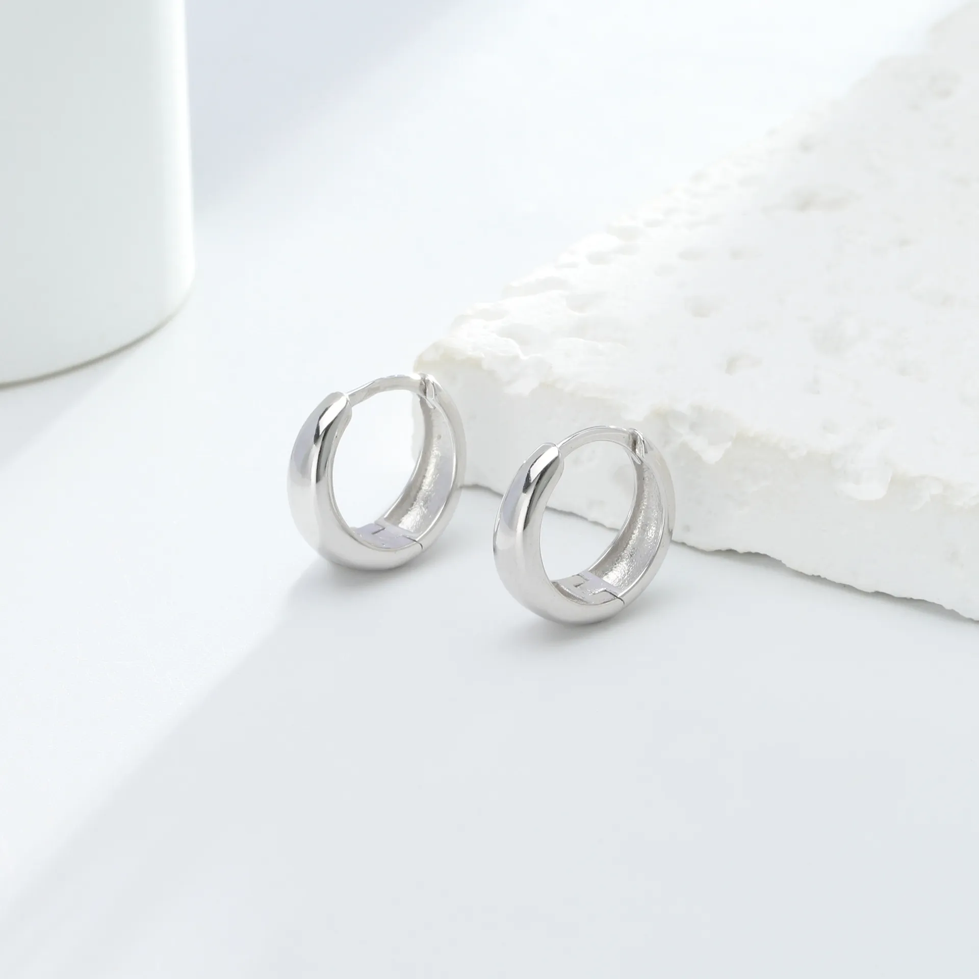 12mm Simple Hoop Earrings
