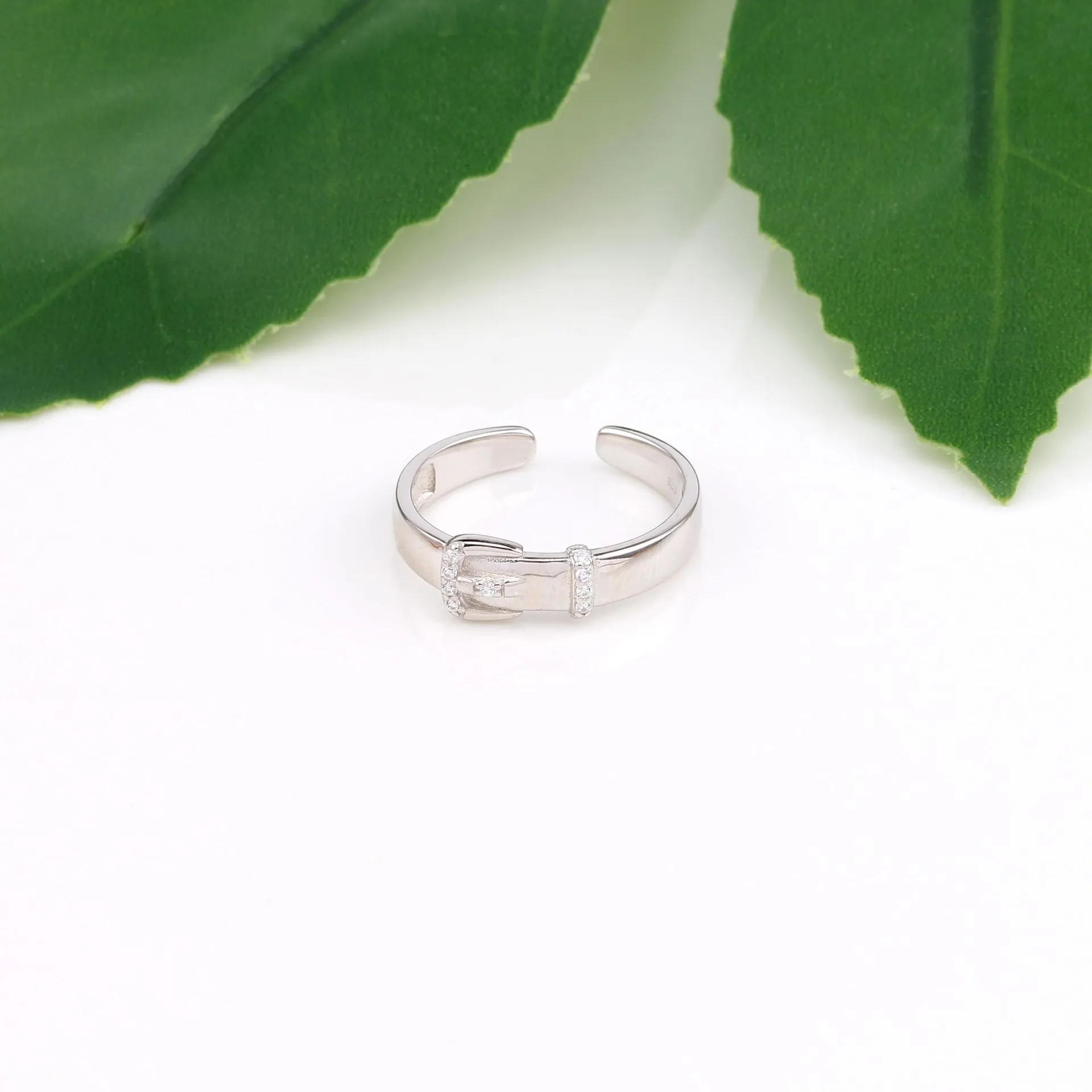 Wholesale 925 Sterling Silver - Belted Brilliance