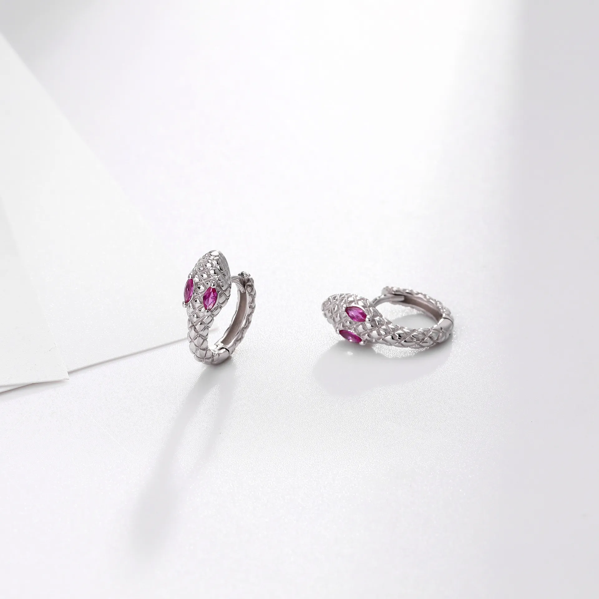 imageye___-_O1CN01C5otIJ28FAgVu50Pw_!!1900547902-0-cib