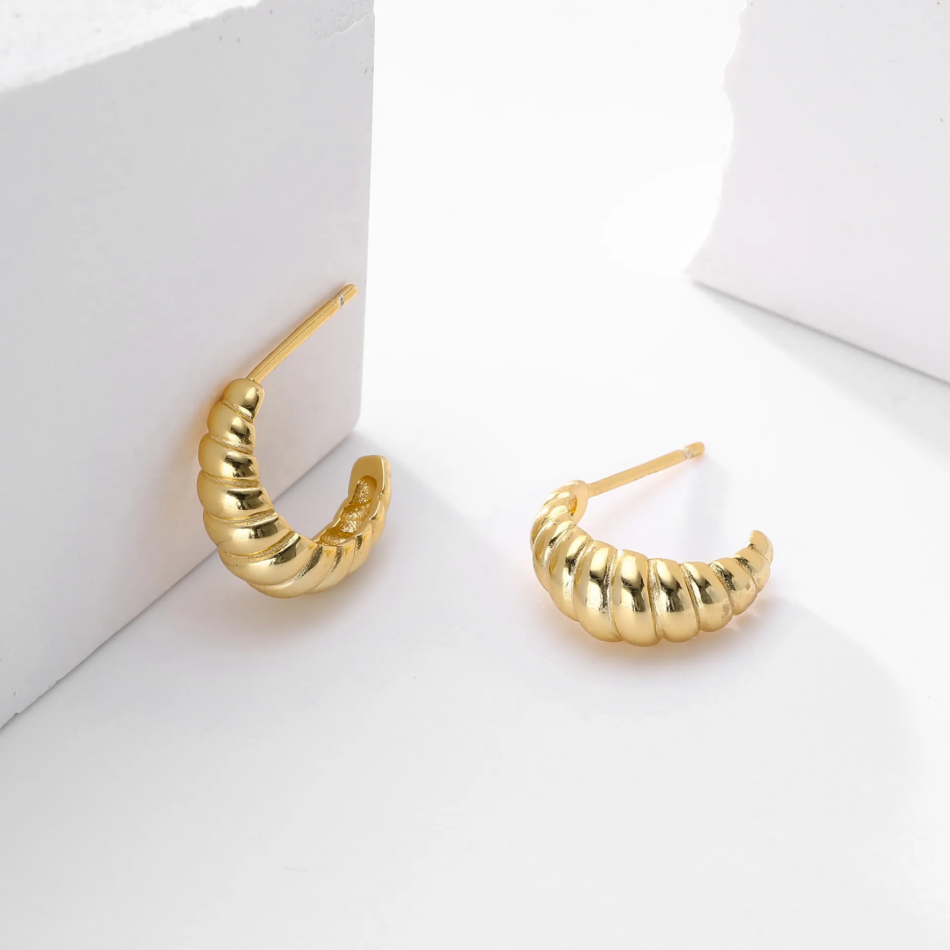 wholesale 925 sterling silver - Twisted Allure