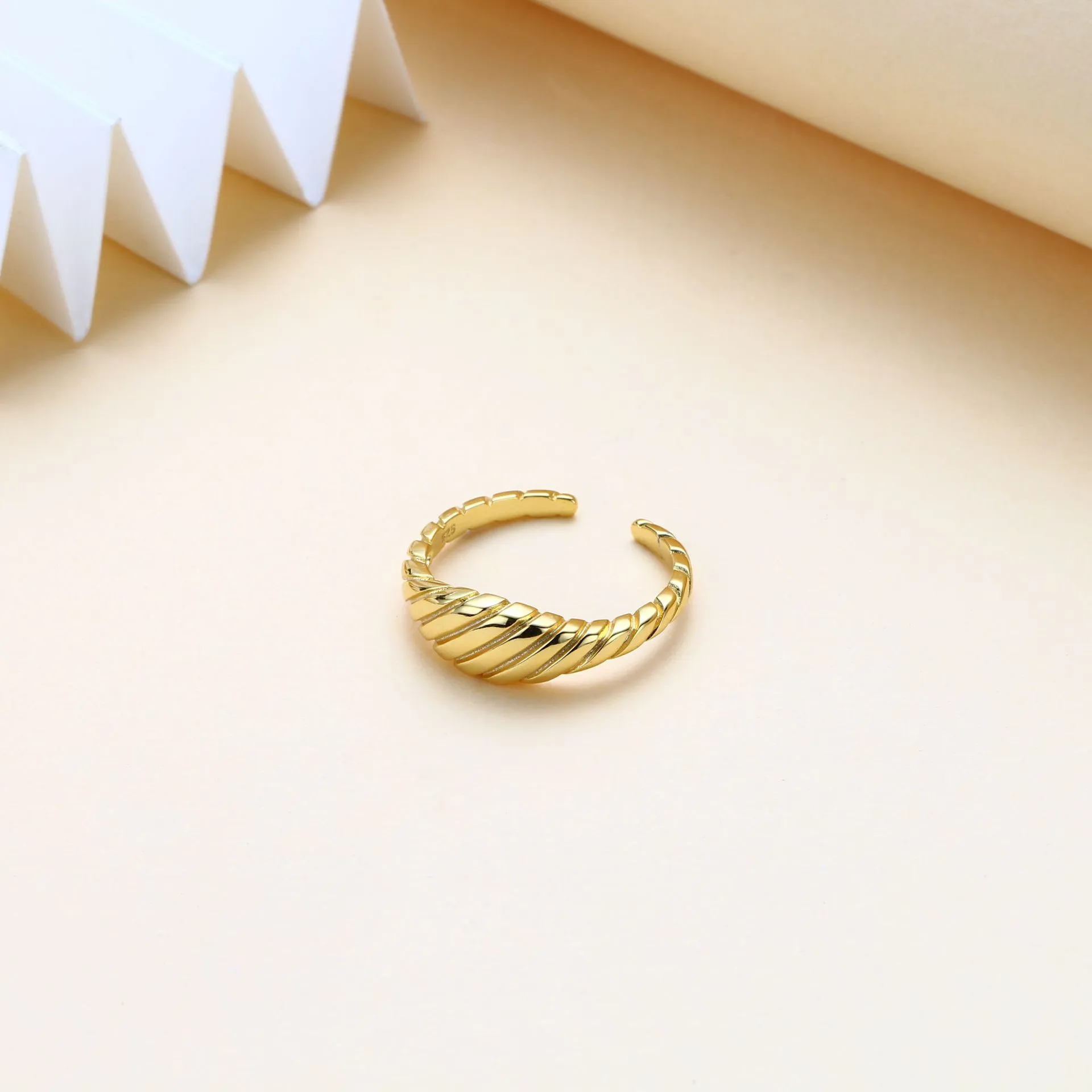 Wholesale 925 Sterling Silver - Helical Grace