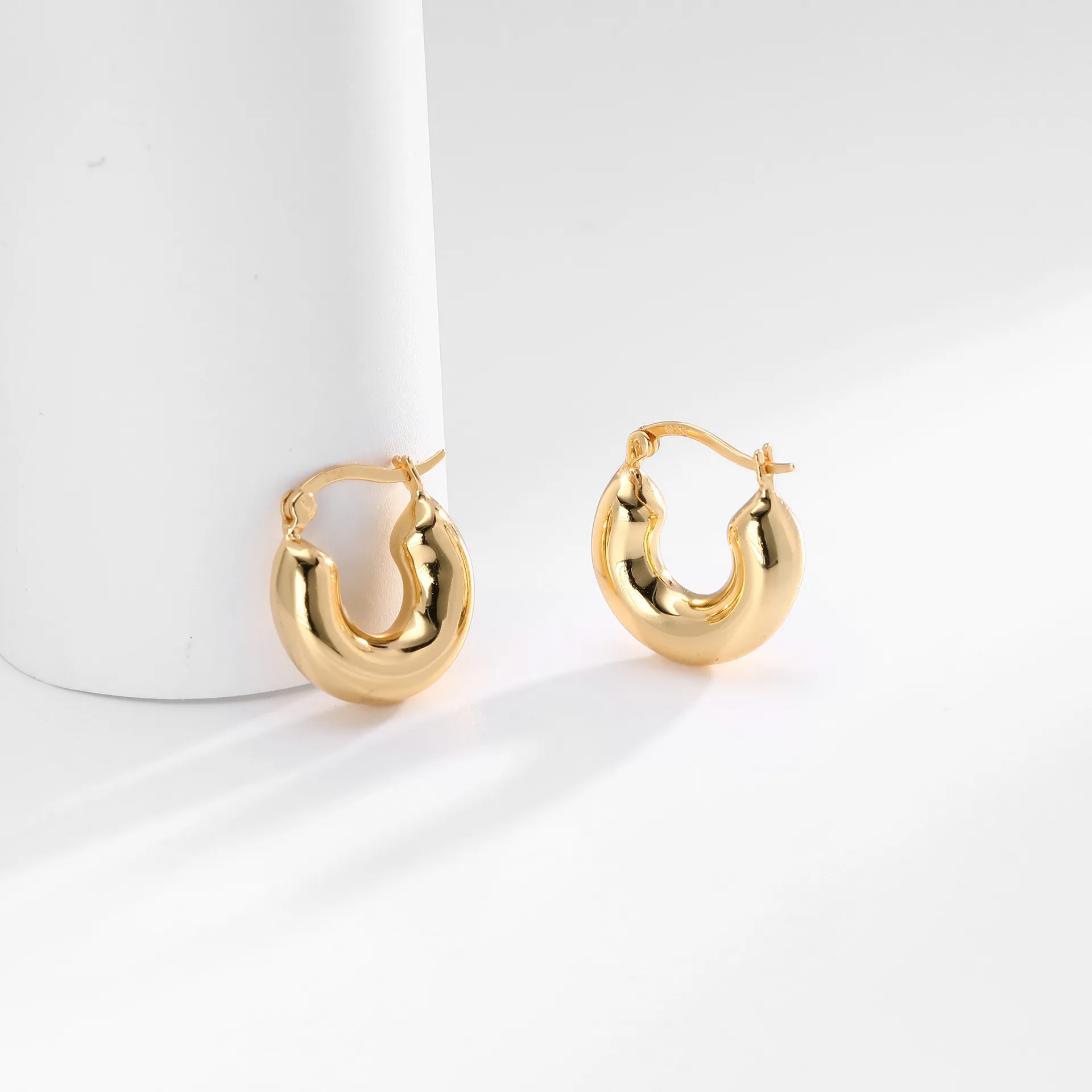 Wholesale 925 Sterling Silver - Round Hollow Hoop Earrings