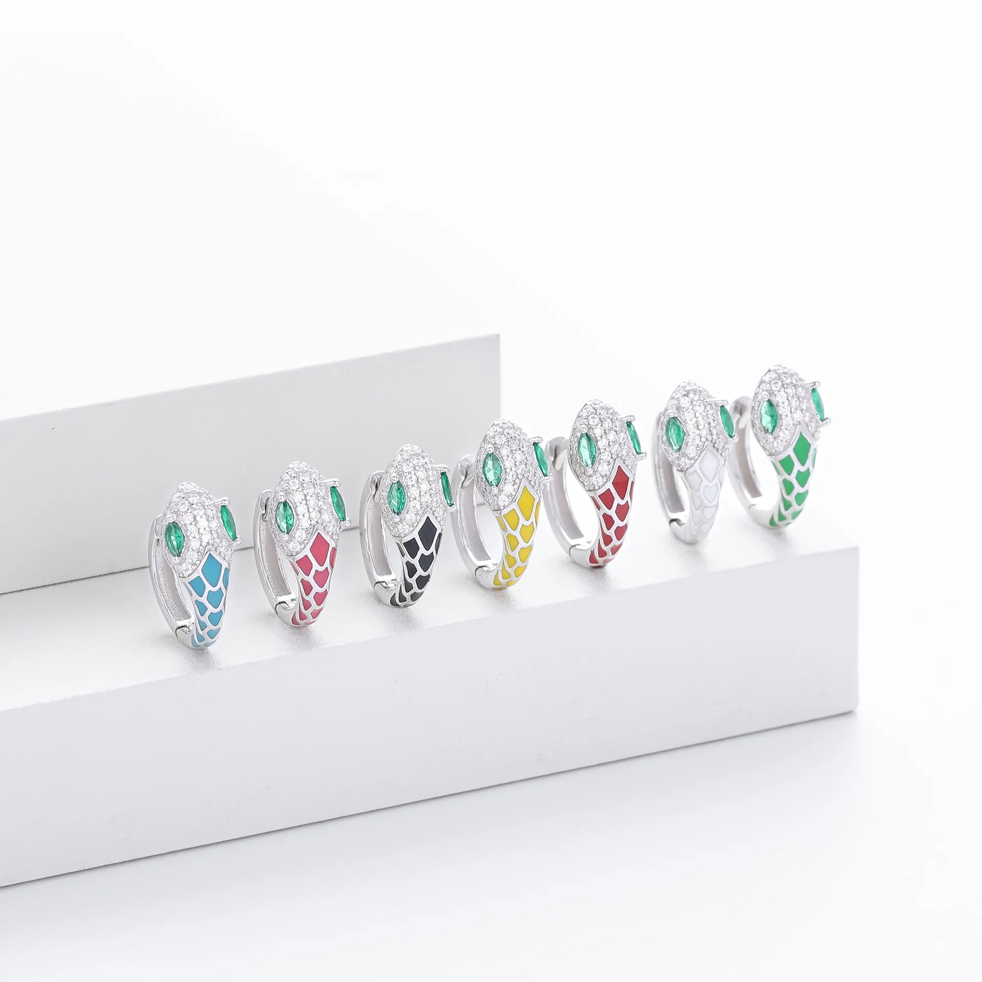 Wholesale 925 Sterling Silver - Snake Shapped Hoop Earrings Wholesale 925 Sterling Silver - Snake Shapped Hoop Earrings