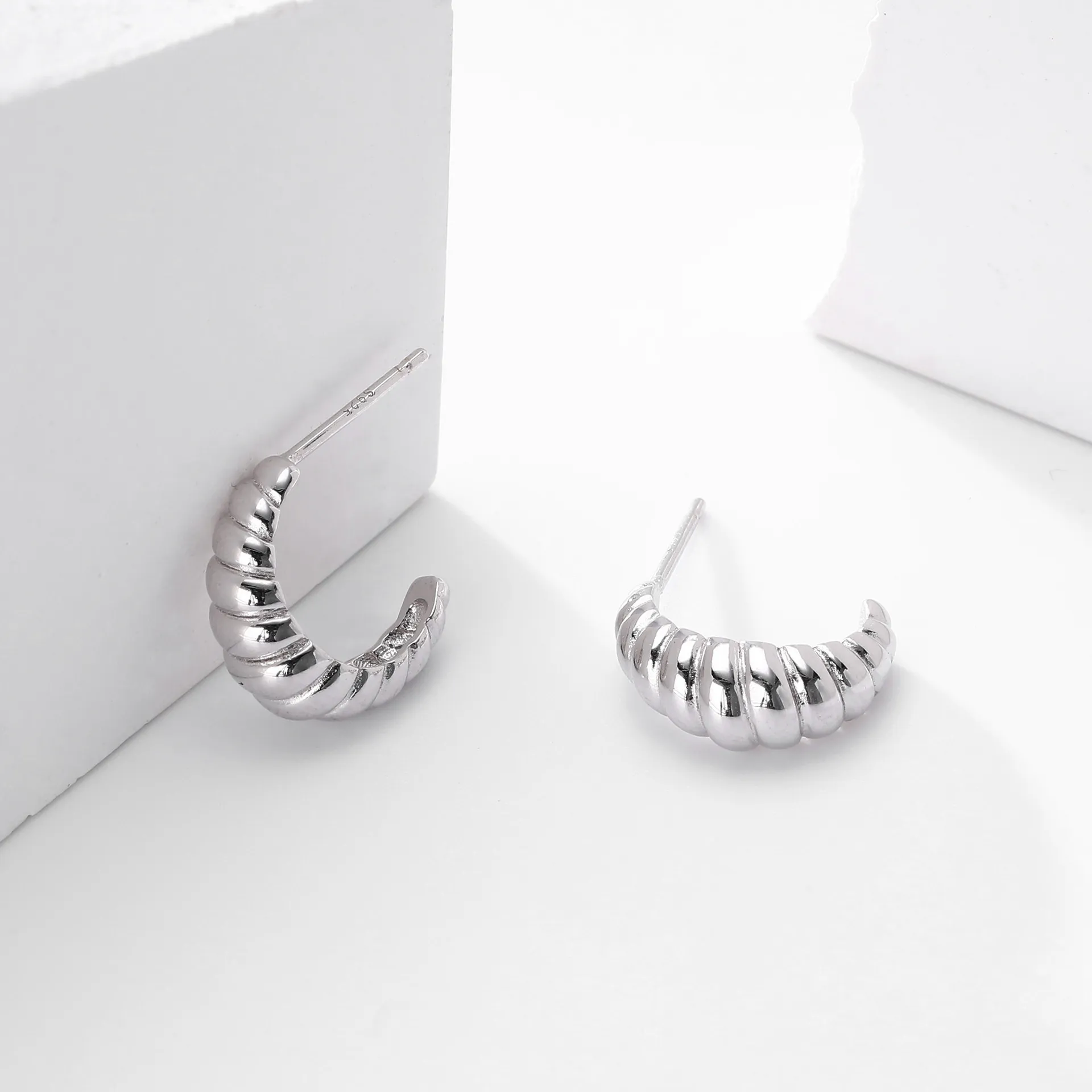 wholesale 925 sterling silver - Twisted Allure