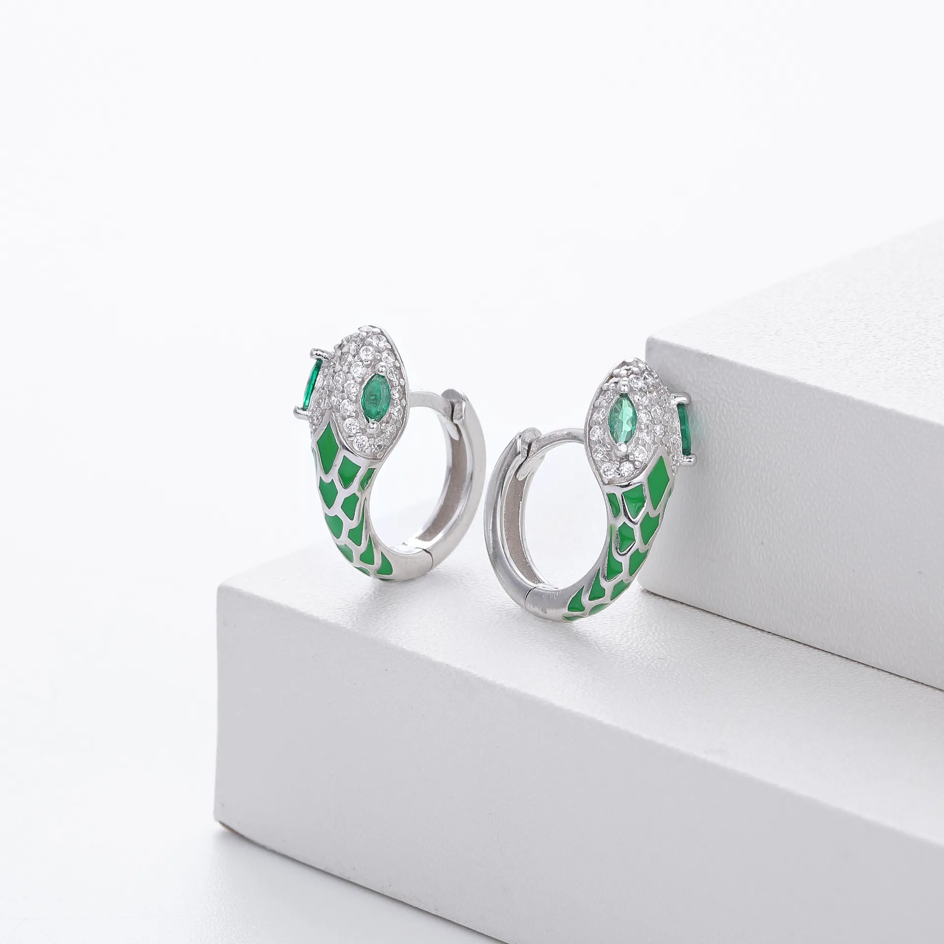 Wholesale 925 Sterling Silver - Snake Shapped Hoop Earrings Wholesale 925 Sterling Silver - Snake Shapped Hoop Earrings