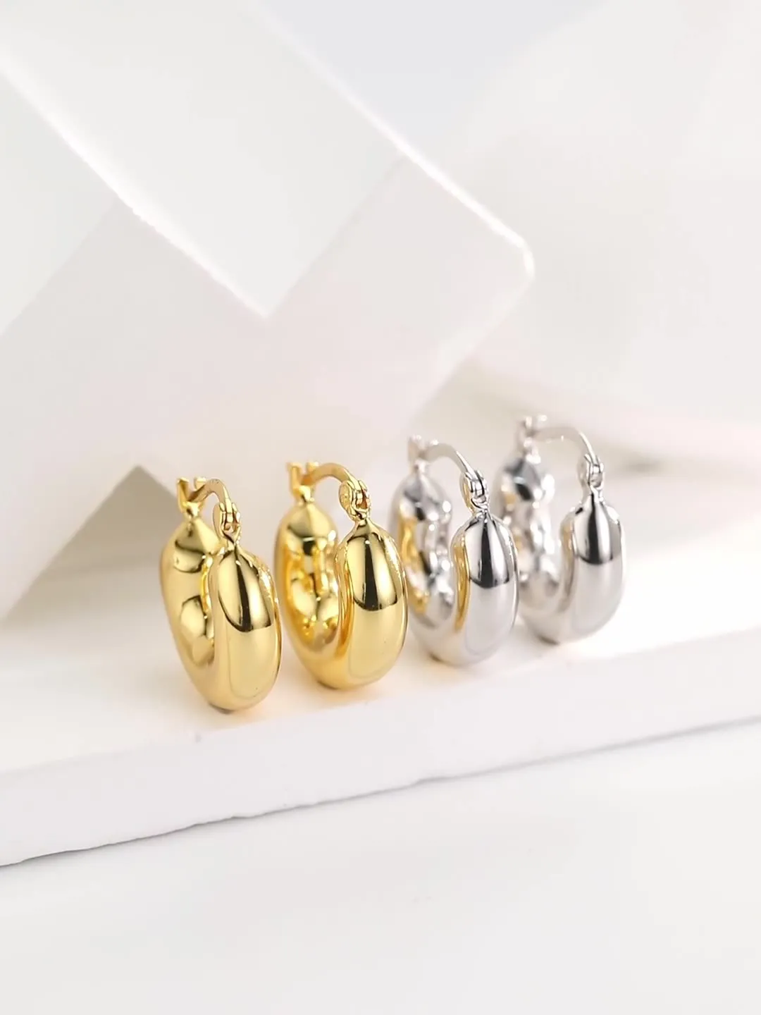 Wholesale 925 Sterling Silver - Round Hollow Hoop Earrings