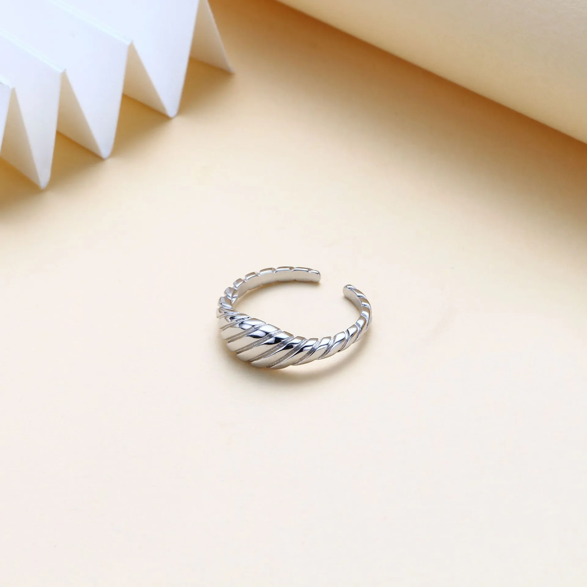 Wholesale 925 Sterling Silver - Helical Grace