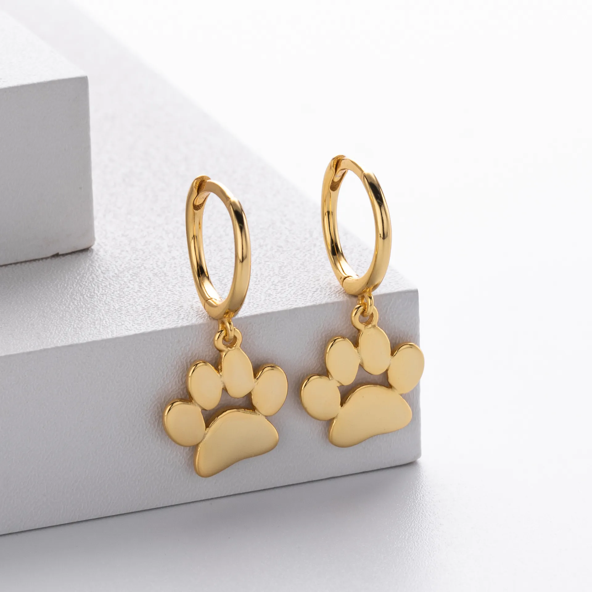 Golden Pet Paw Earrings!!1900547902-0-cib